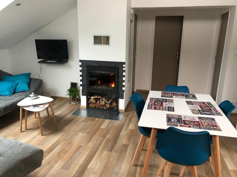 Appart' Terrasse Vue Exceptionnelle 1Er Etage Montbéliard Exteriér fotografie